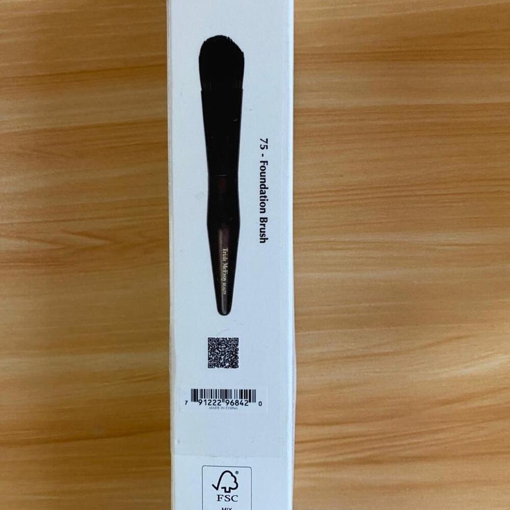 Trish mcevoy 75 foundation brush
